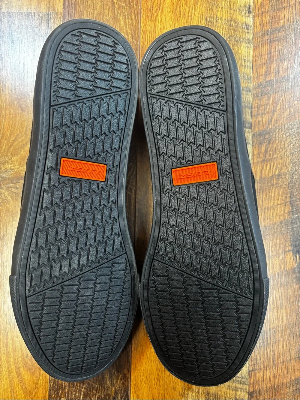 Lugz Men’s Black clipper classic Slip-On Canvas Loafers Size 11W New in Box